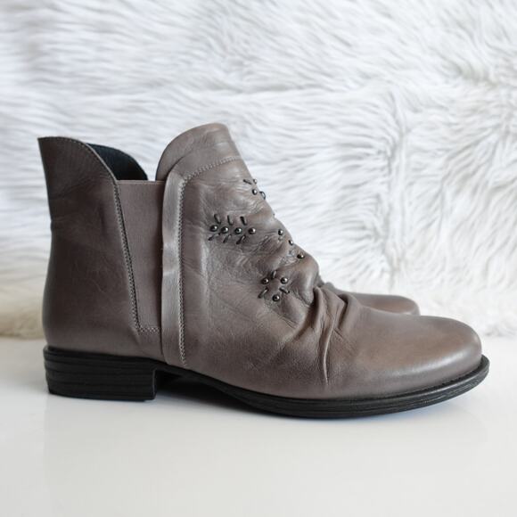 Miz Mooz Limit Graphite Grey Ruched Beaded Leather Ankle Boot 42 Size 10.5-11 - Picture 1 of 14